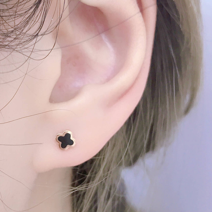 18K Leaf Clover Stud Earring - De Oro Jewelry