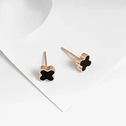 18K Leaf Clover Stud Earring - De Oro Jewelry