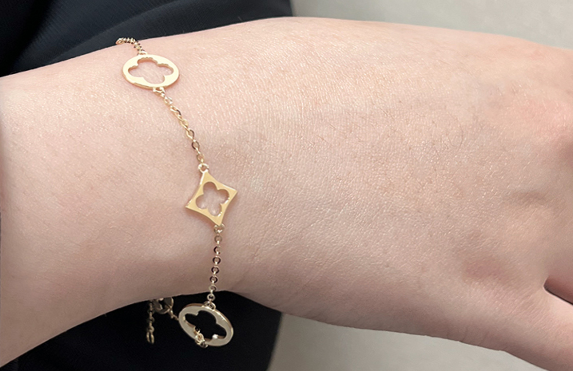 14K Trendy Stylish Clover Bracelet